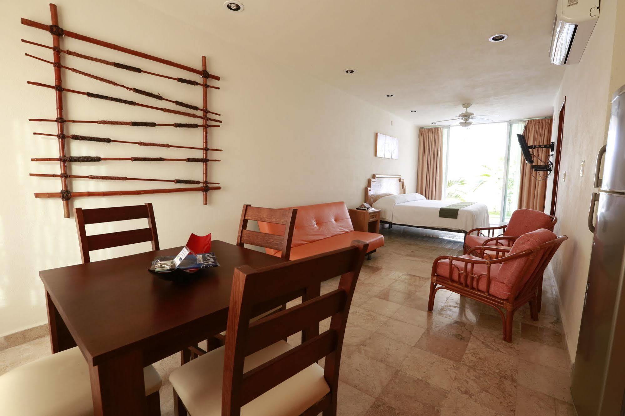 Coral Maya Stay Suites Puerto Aventuras Zewnętrze zdjęcie